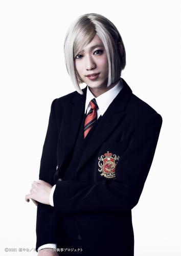 Futo Uchino : Joanne Harcourt