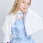 Marina Nishii : Louise Savile